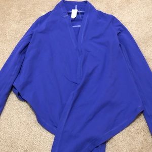 ❌Ivivva 8 Four’s a Charm Wrap